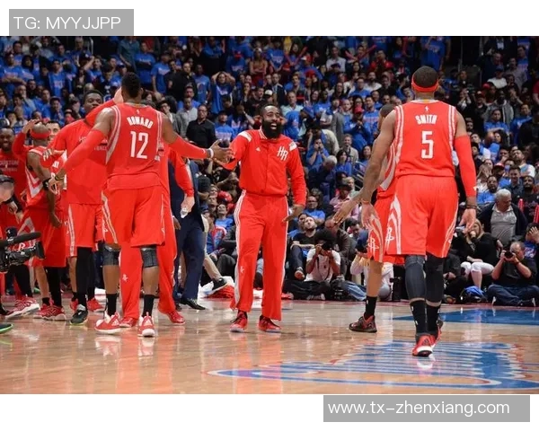 2015年NBA季后赛快船与火箭的经典对决回顾与分析 2015年NBA季后赛快船与火箭的经典对决回顾与分析